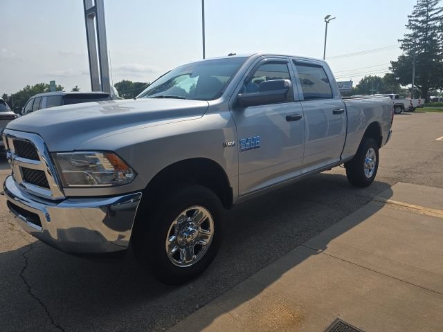 Used 2016 RAM 2500 Tradesman w/ Chrome Appearance Group AWD/4WD image 3