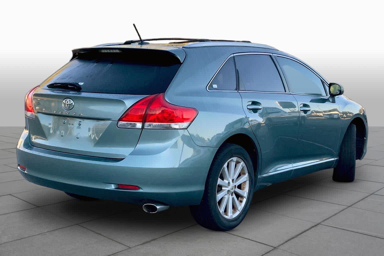 Used 2009 Toyota Venza FWD image 10