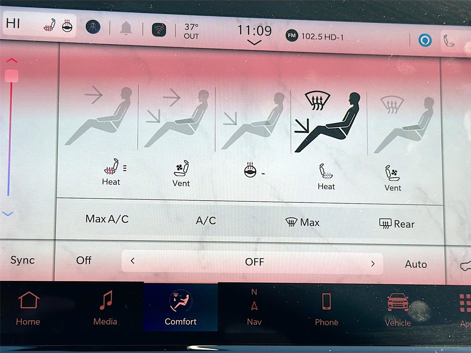 Used 2024 Jeep Compass Limited w/ Elite Group image 22