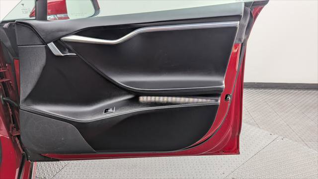 Used 2017 Tesla Model S 90D image 17