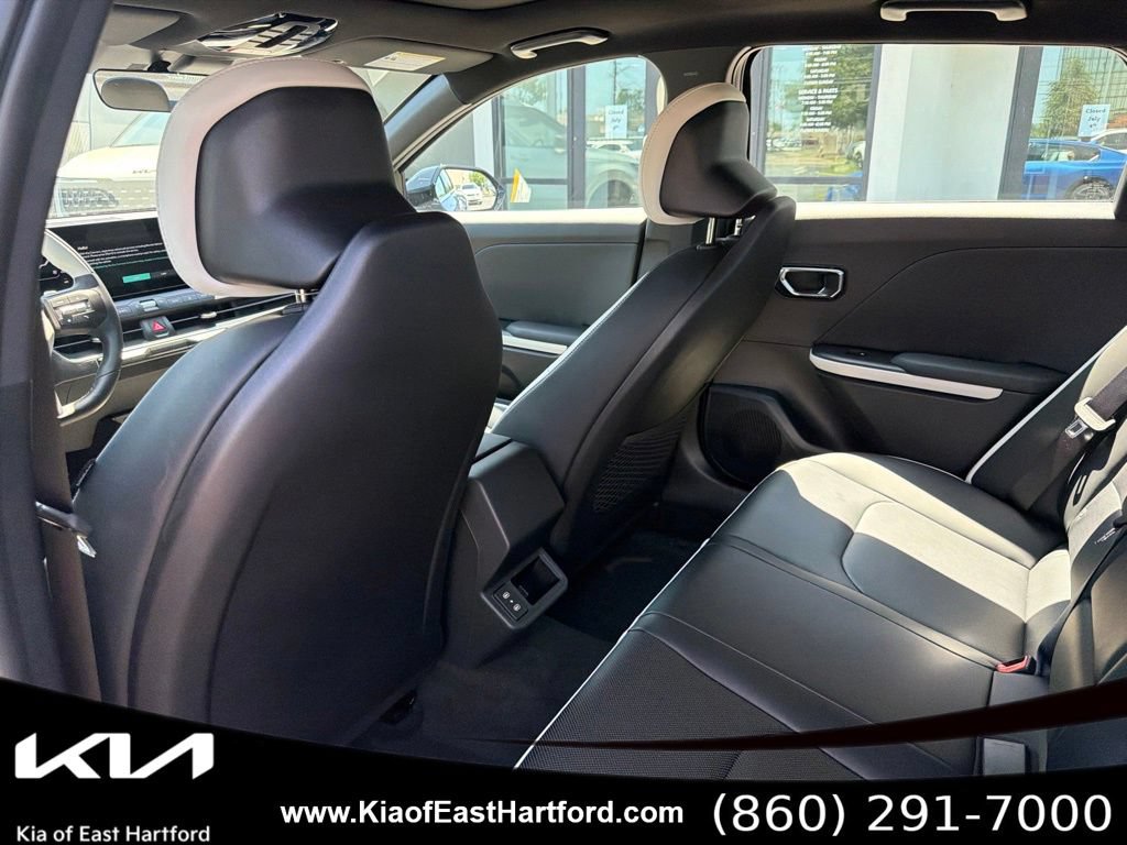 New 2026 Kia K4 GT-Line w/ GT-Line Sunroof Package FWD image 18