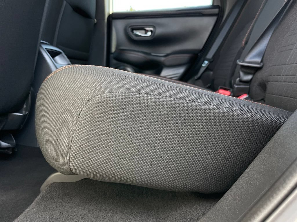 Certified 2025 Honda HR-V Sport image 39