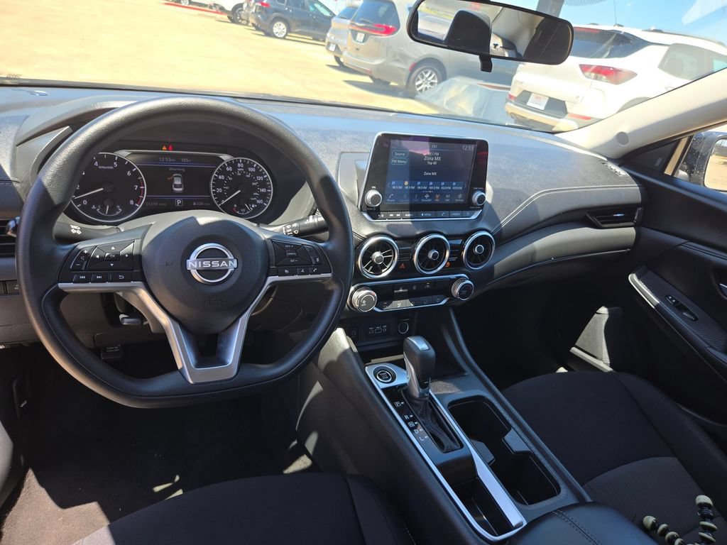 Used 2025 Nissan Sentra SV FWD image 16