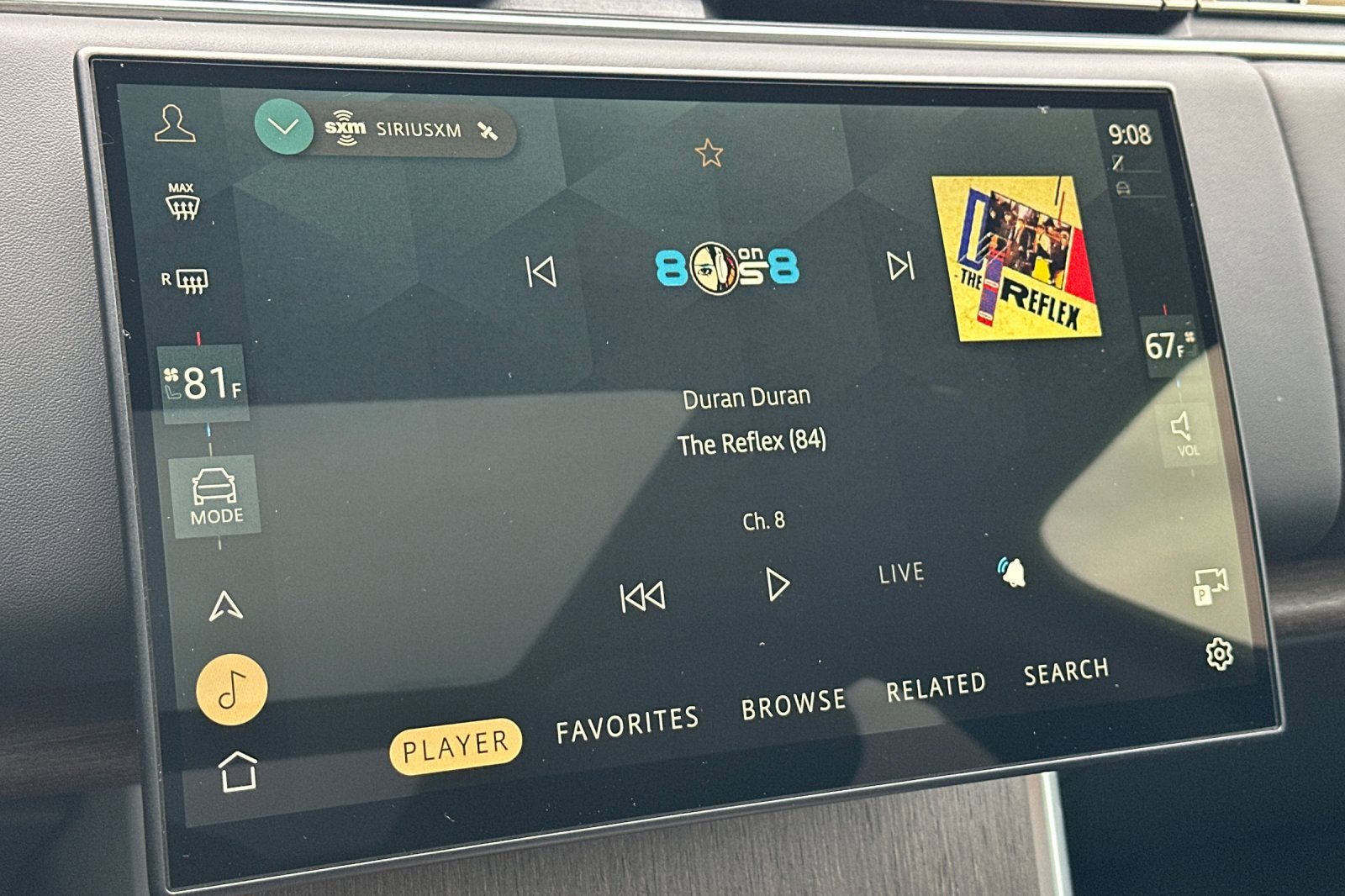 Used 2024 Land Rover Range Rover SE image 20