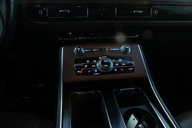 Used 2020 Lincoln Aviator Reserve w/ Equipment Group 201A image 25