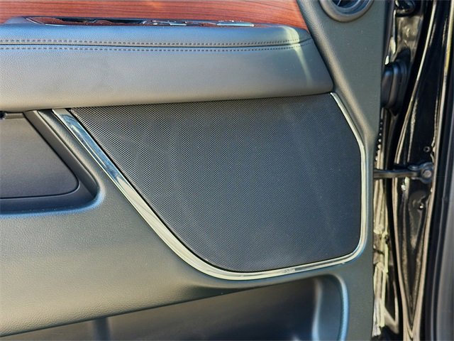 Used 2024 Lincoln Navigator Reserve image 26