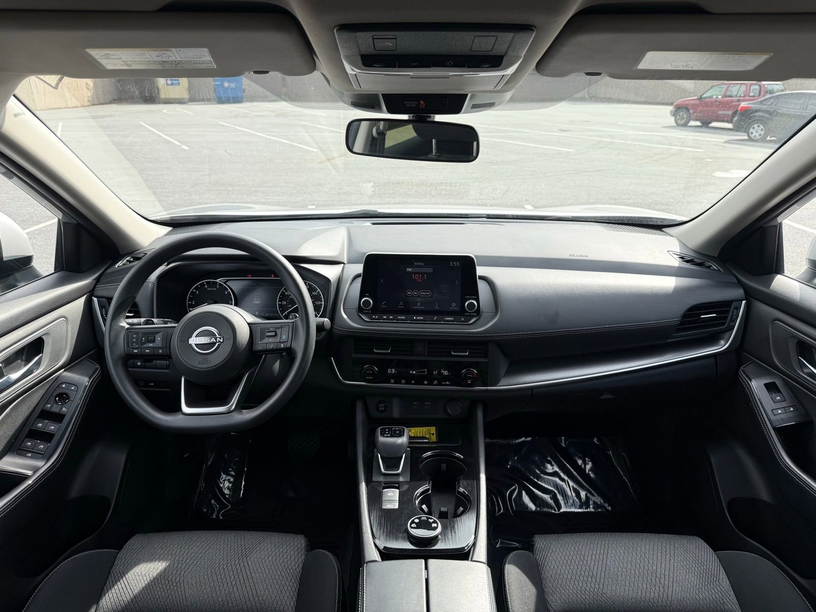 Used 2024 Nissan Rogue SV image 23