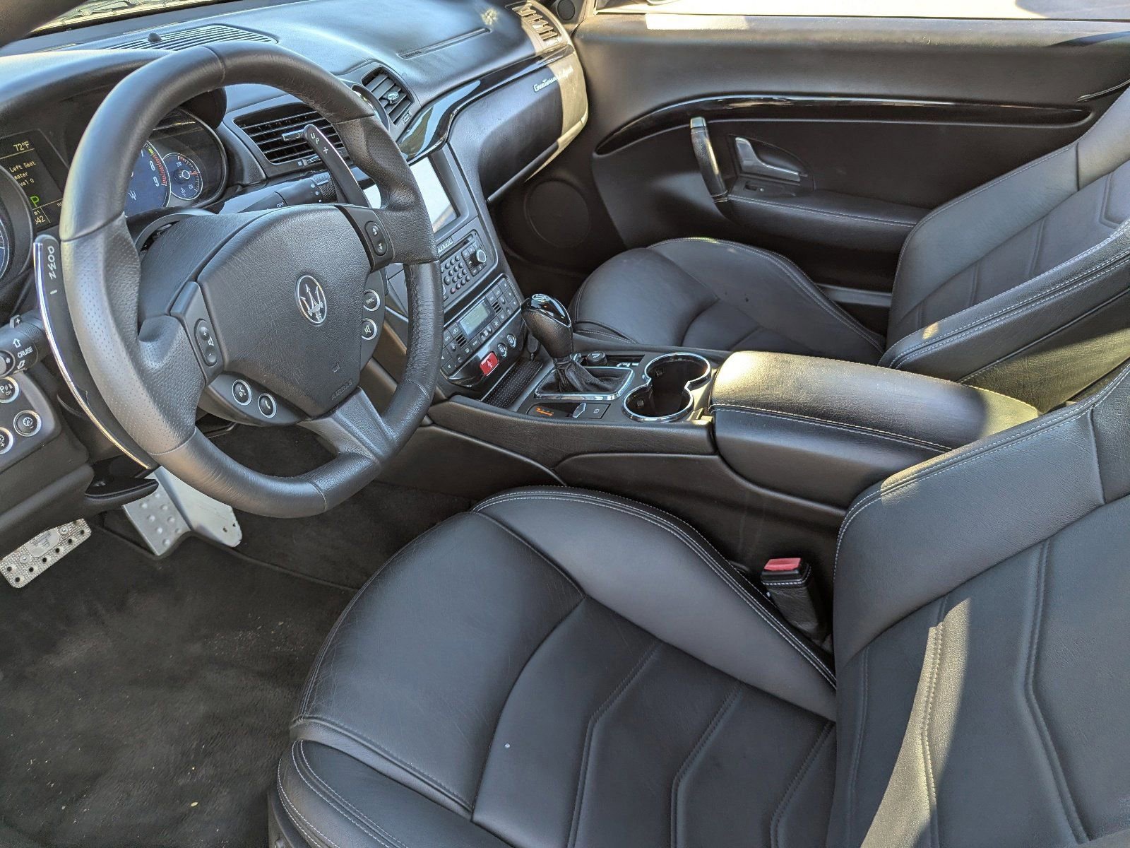 Used 2015 Maserati GranTurismo Sport image 22