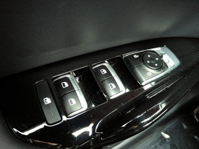 Used 2023 Kia K5 GT image 33