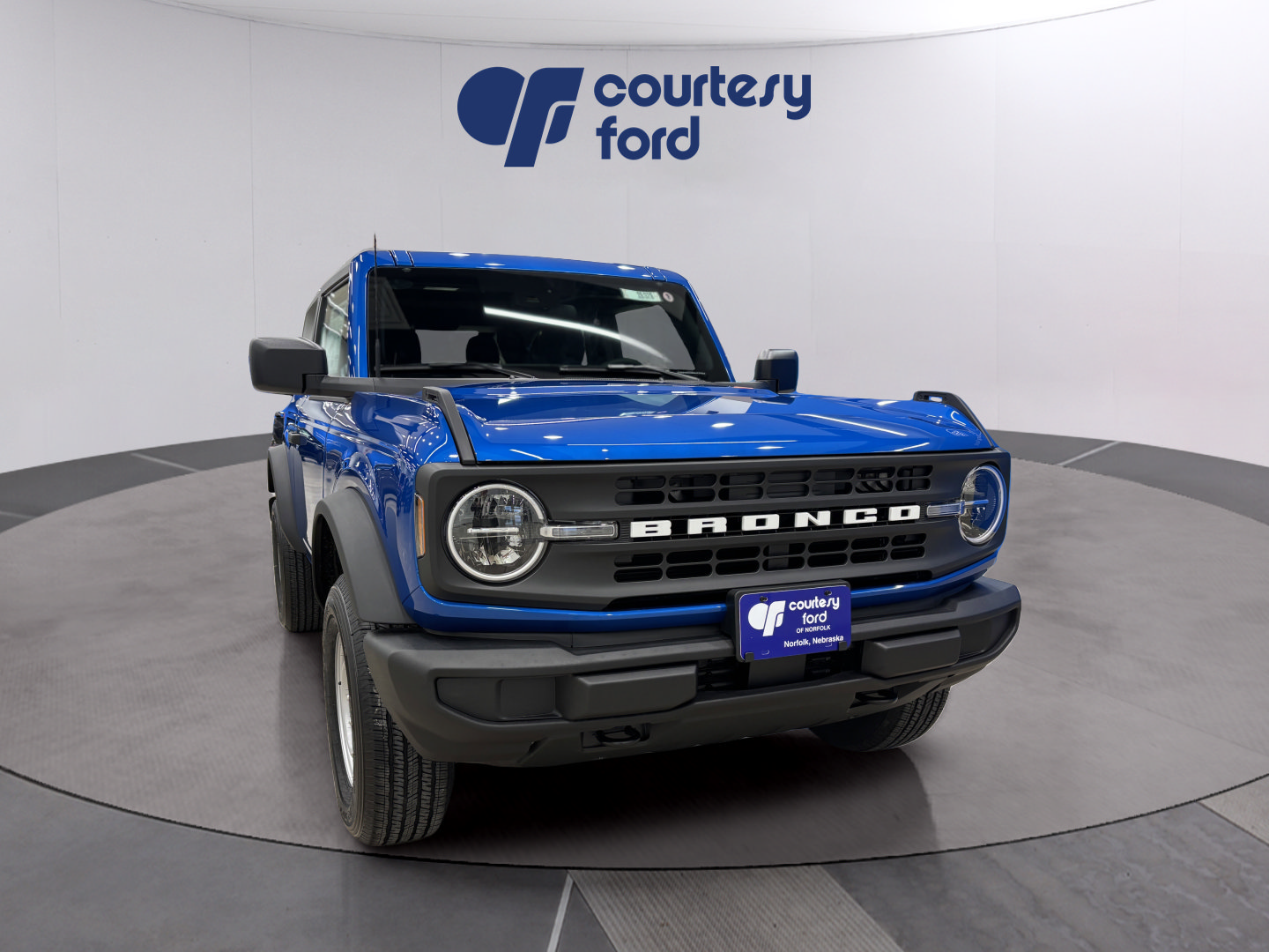 New 2025 Ford Bronco 2-Door AWD/4WD image 1
