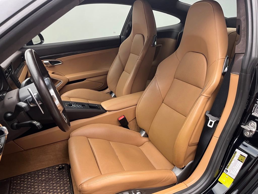 Used 2015 Porsche 911 Turbo S image 5