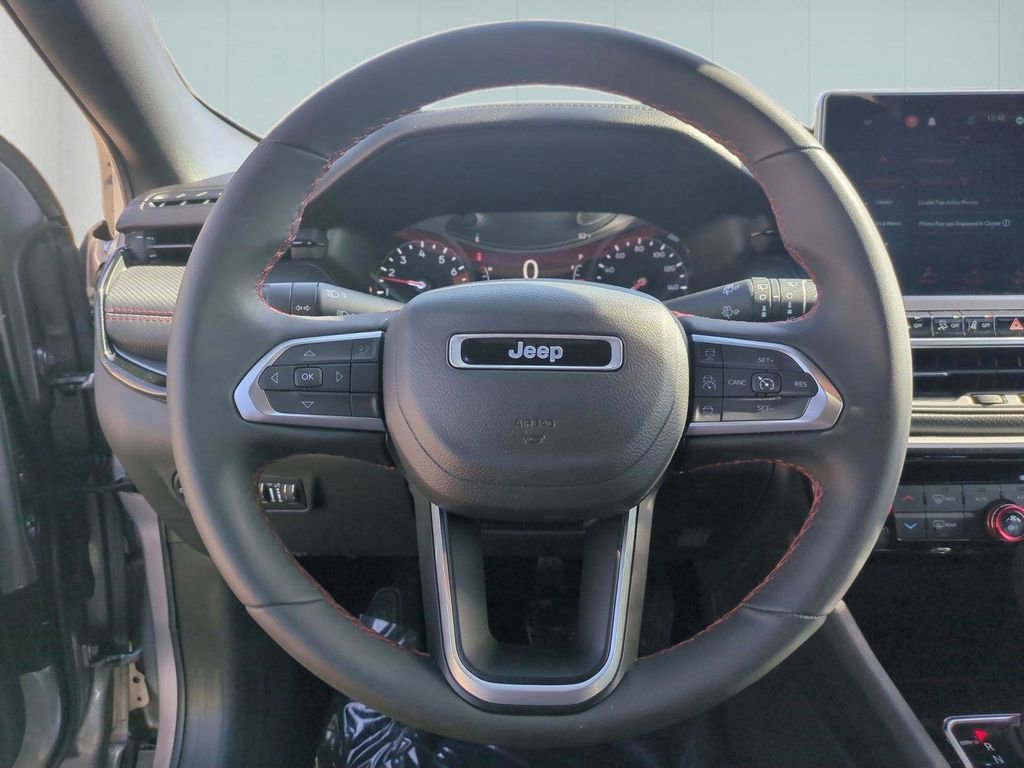 Used 2023 Jeep Compass Trailhawk image 18