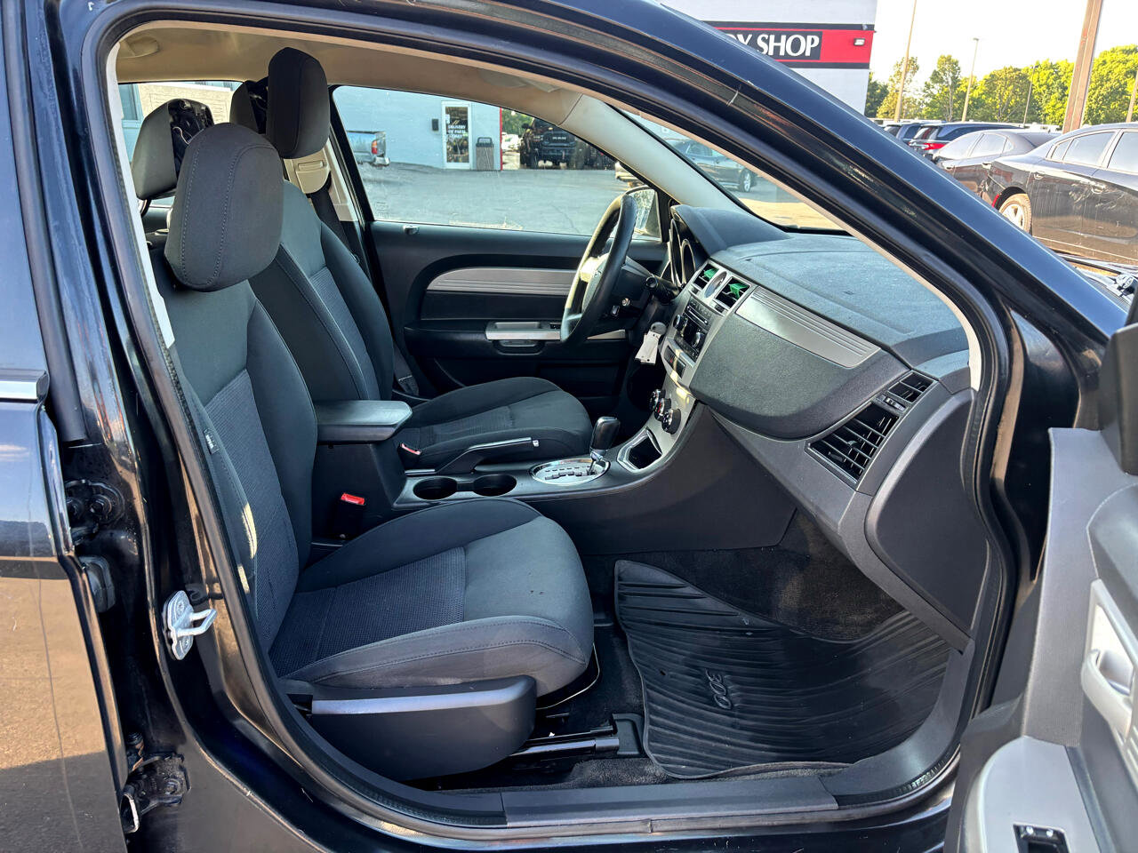 Used 2010 Chrysler Sebring Touring image 10