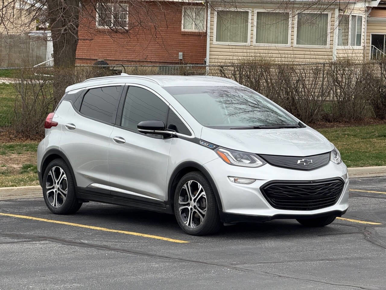 Used 2021 Chevrolet Bolt Premier w/ Infotainment Package image 3