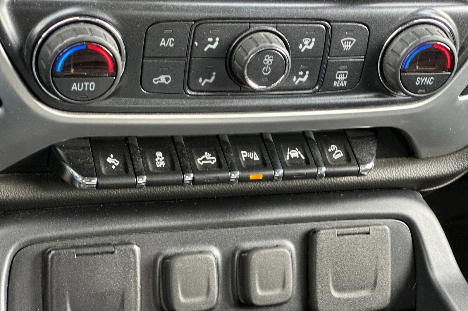 Used 2018 GMC Sierra 1500 SLT image 21