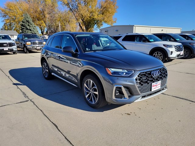 Used 2024 Audi Q5 2.0T Premium Plus image 1