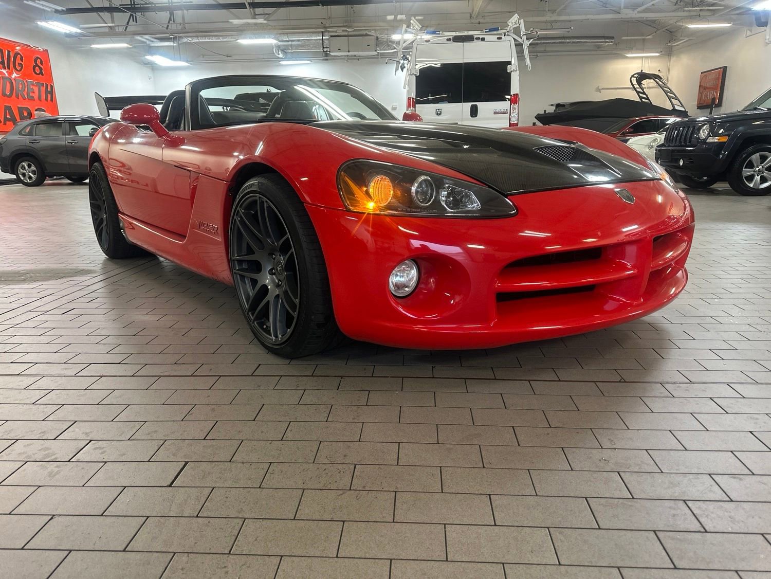 Used 2003 Dodge Viper SRT-10 RWD image 1