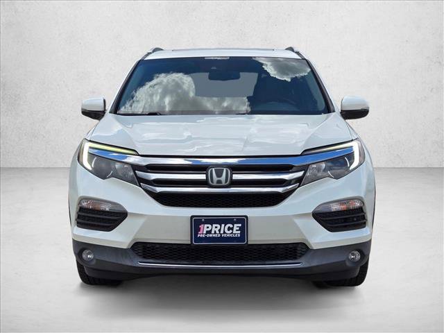 Used 2017 Honda Pilot Touring image 2