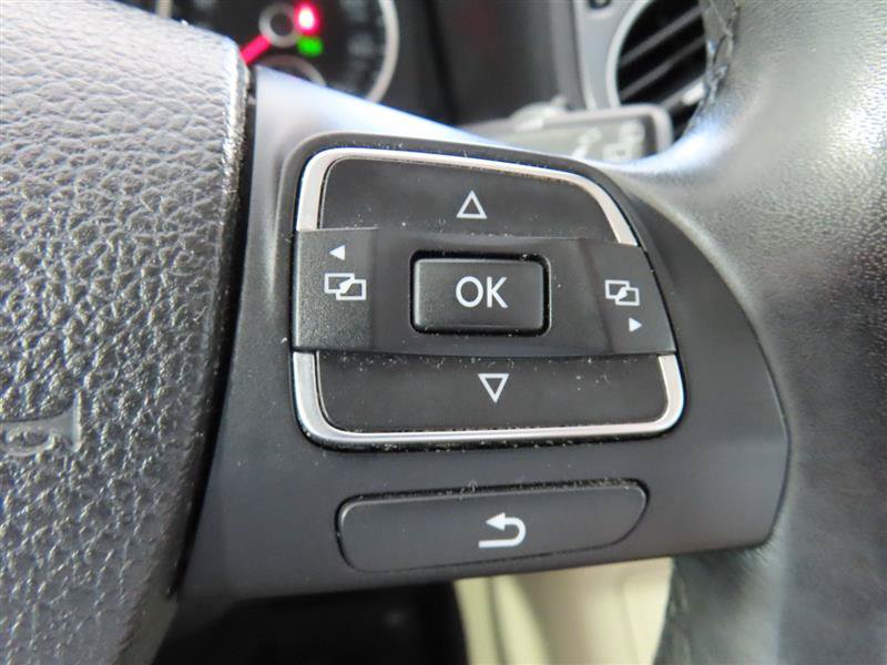 Used 2017 Volkswagen Tiguan S FWD image 24