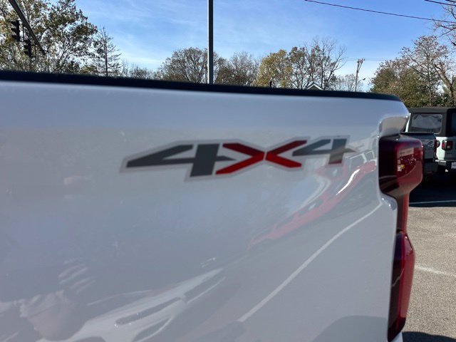 Used 2021 Chevrolet Silverado 2500 Custom w/ Custom Value Package AWD/4WD image 25