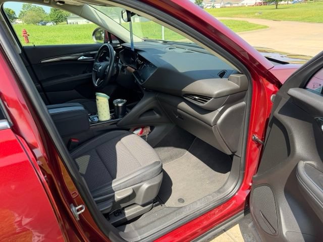 Used 2023 Buick Envision Preferred FWD image 12