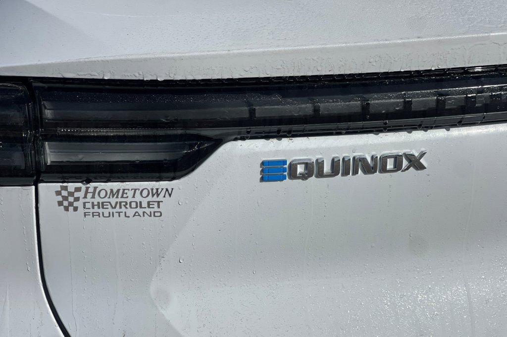 New 2026 Chevrolet Equinox EV LT image 21