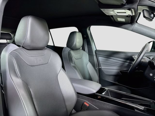 Certified 2024 Volkswagen ID.4 Pro S AWD/4WD image 32