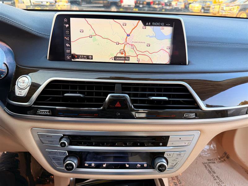 Used 2016 BMW 740i image 46