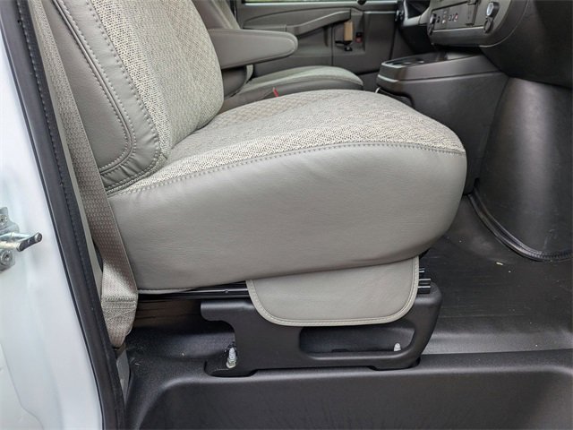 New 2025 Chevrolet Express 3500 w/ Power Convenience Package image 22