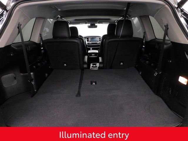 Used 2018 Toyota Highlander Limited image 22