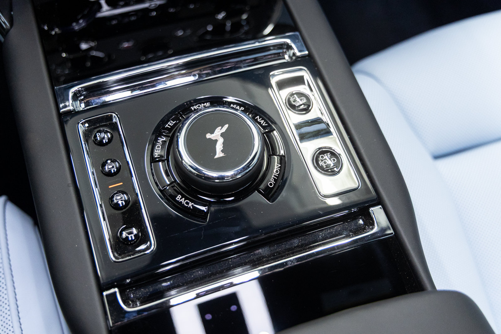 New 2027 Rolls-Royce Cullinan AWD/4WD image 47