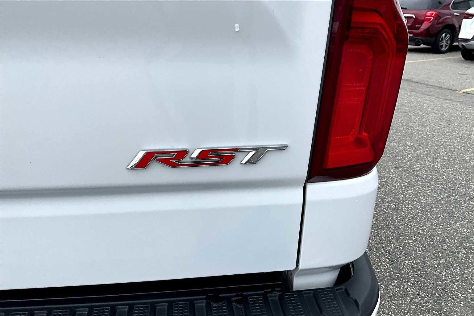 Used 2021 Chevrolet Silverado 1500 RST image 27