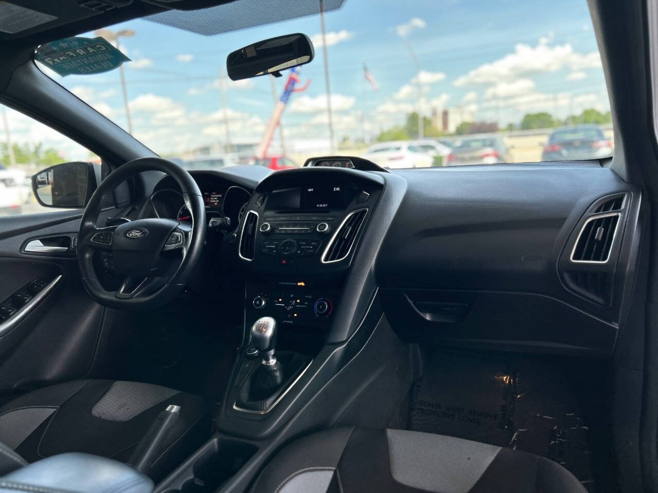 Used 2017 Ford Focus ST FWD image 61