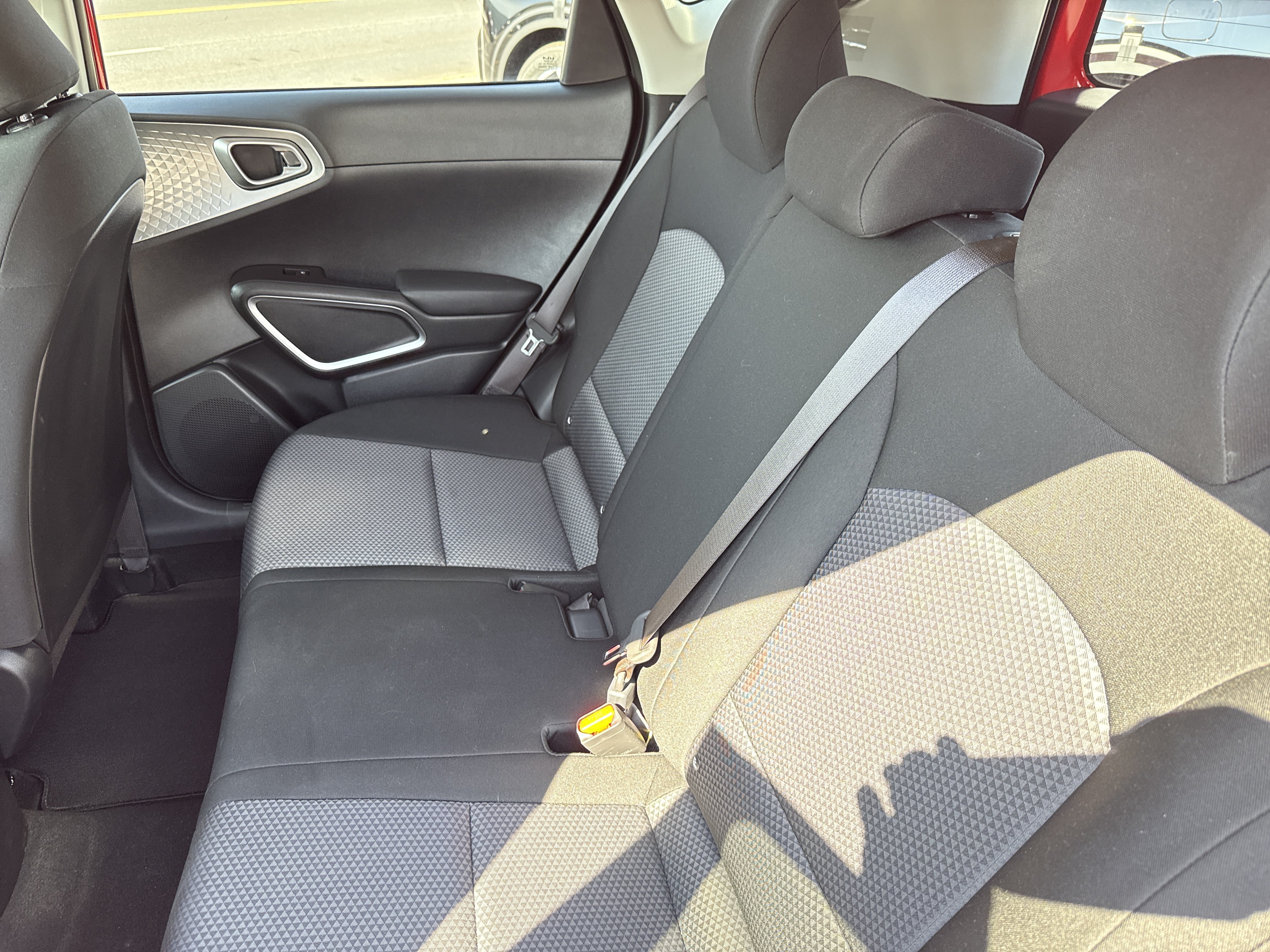 Certified 2025 Kia Soul LX w/ LX Technology Package FWD image 13