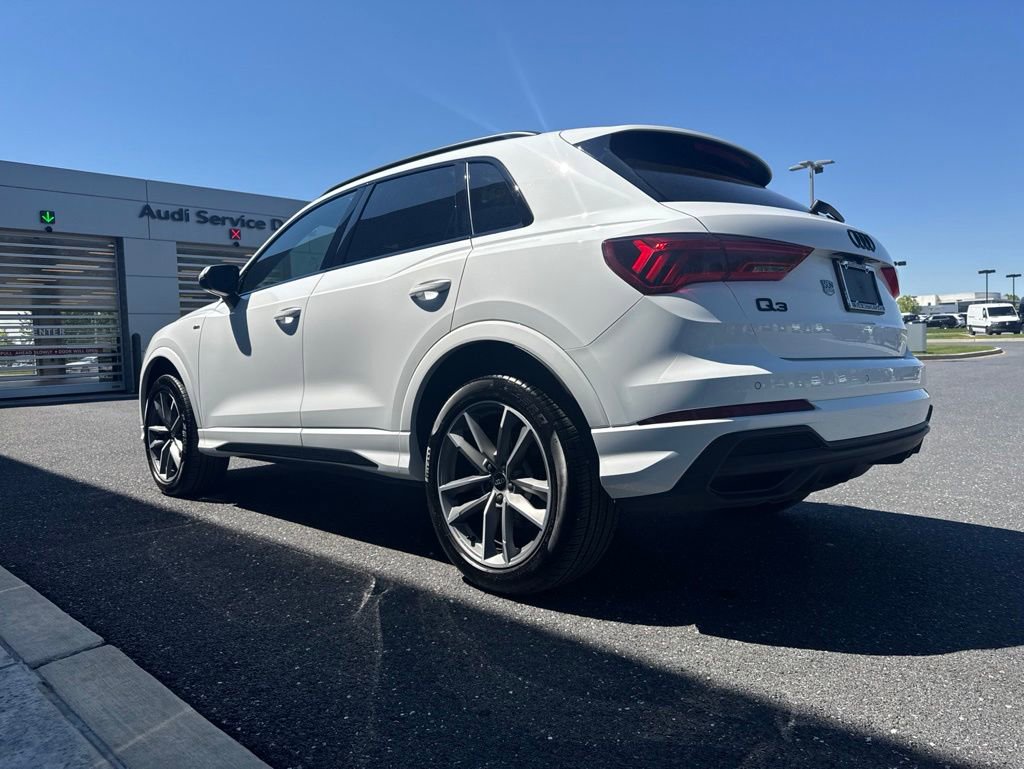 Certified 2025 Audi Q3 2.0T Premium w/ Convenience Package AWD/4WD image 22