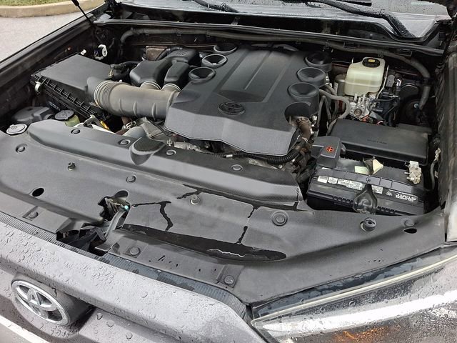 Certified 2019 Toyota 4Runner TRD Off-Road image 27