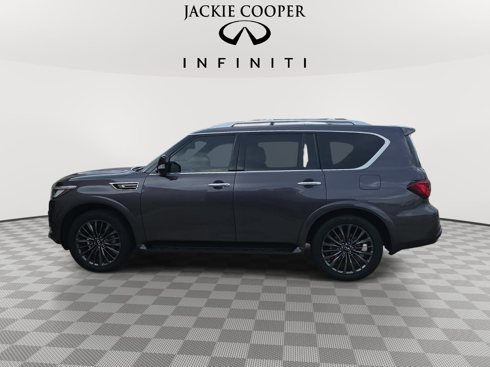 Certified 2024 INFINITI QX80 Sensory AWD/4WD image 8