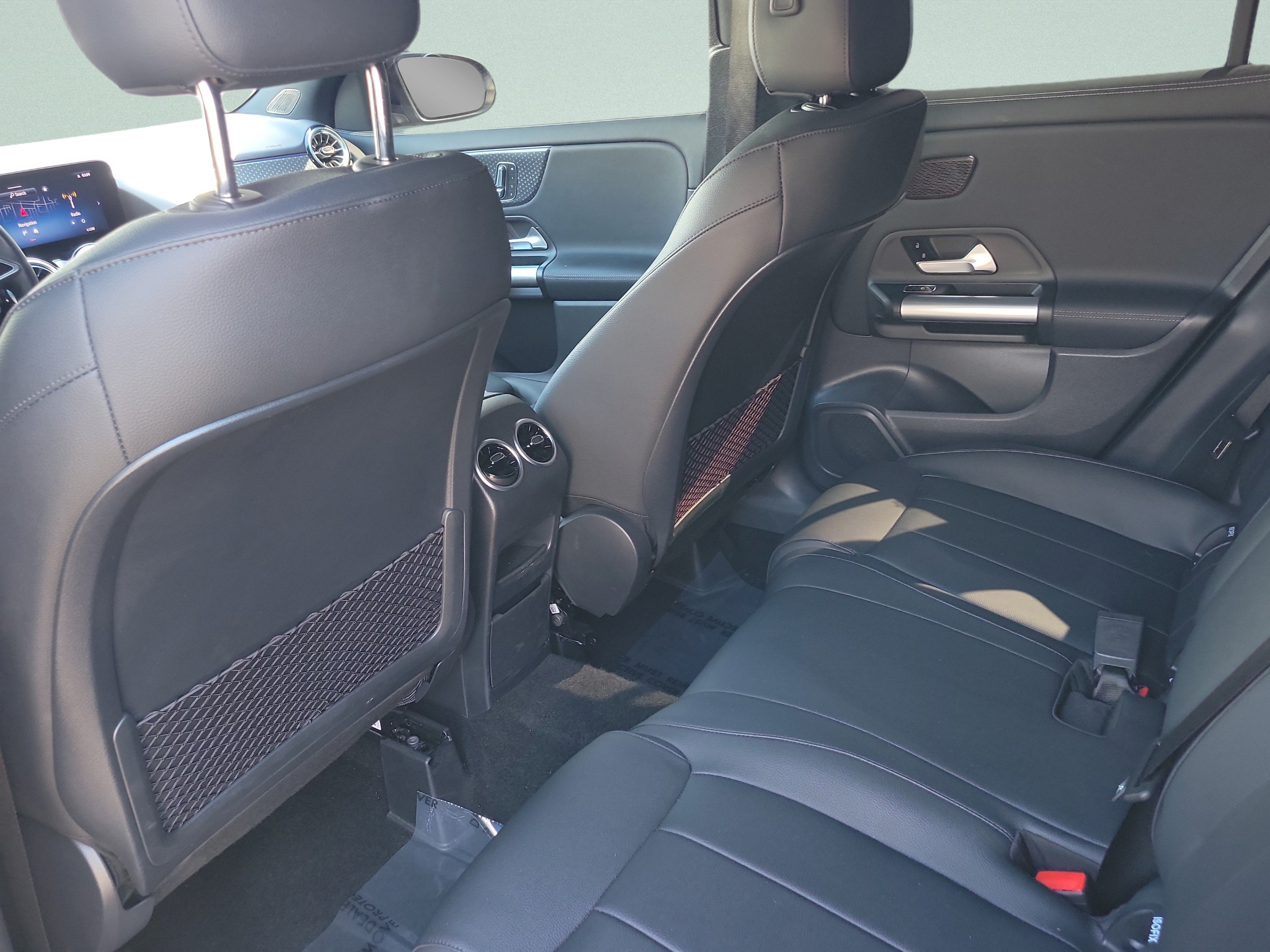 Used 2025 Mercedes-Benz GLA 250 image 10