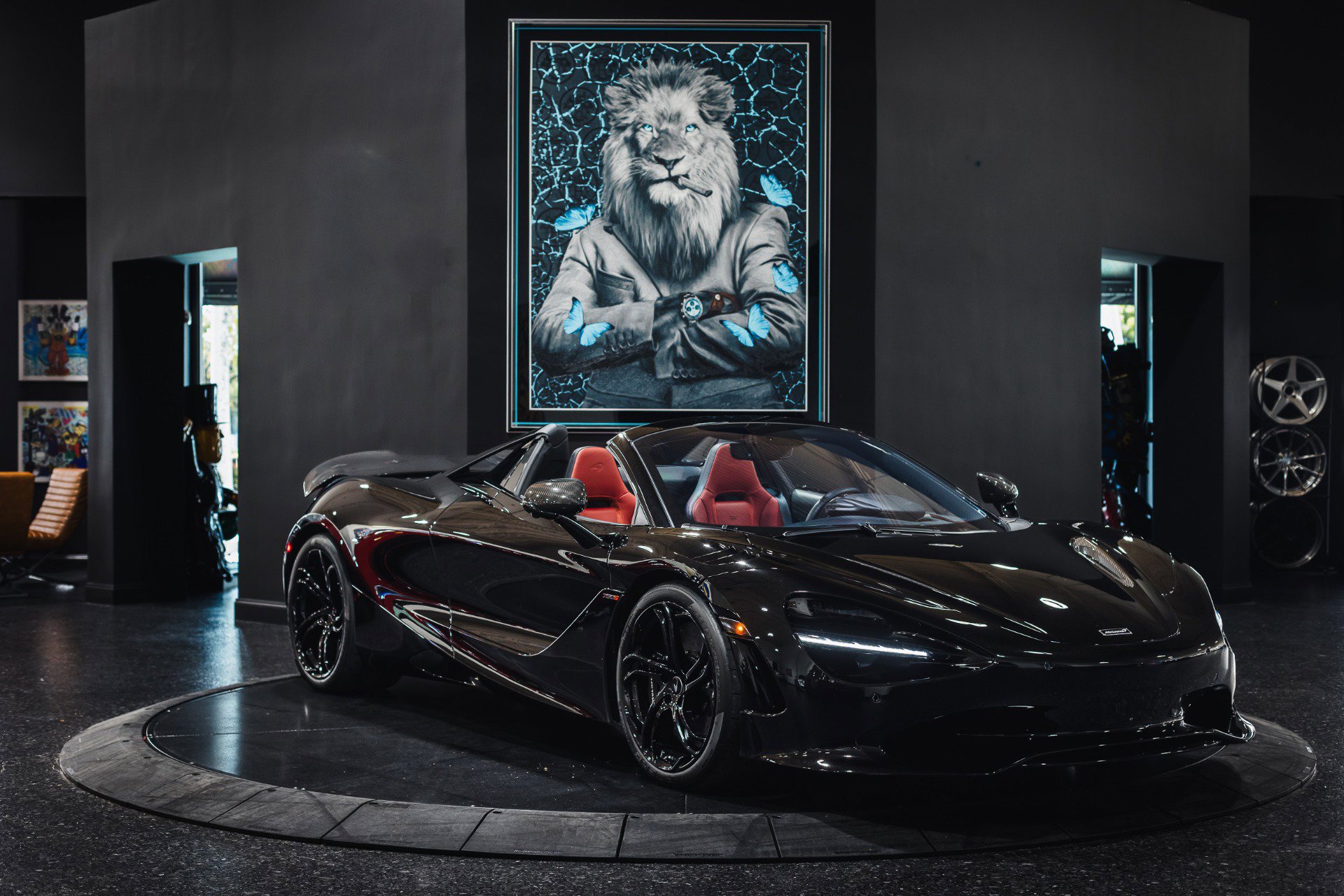 Used 2024 McLaren 750S Spider RWD image 7