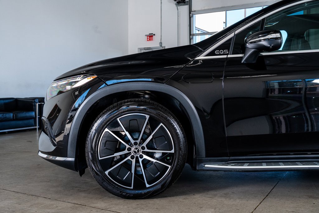 Used 2023 Mercedes-Benz EQS 450+ SUV image 9