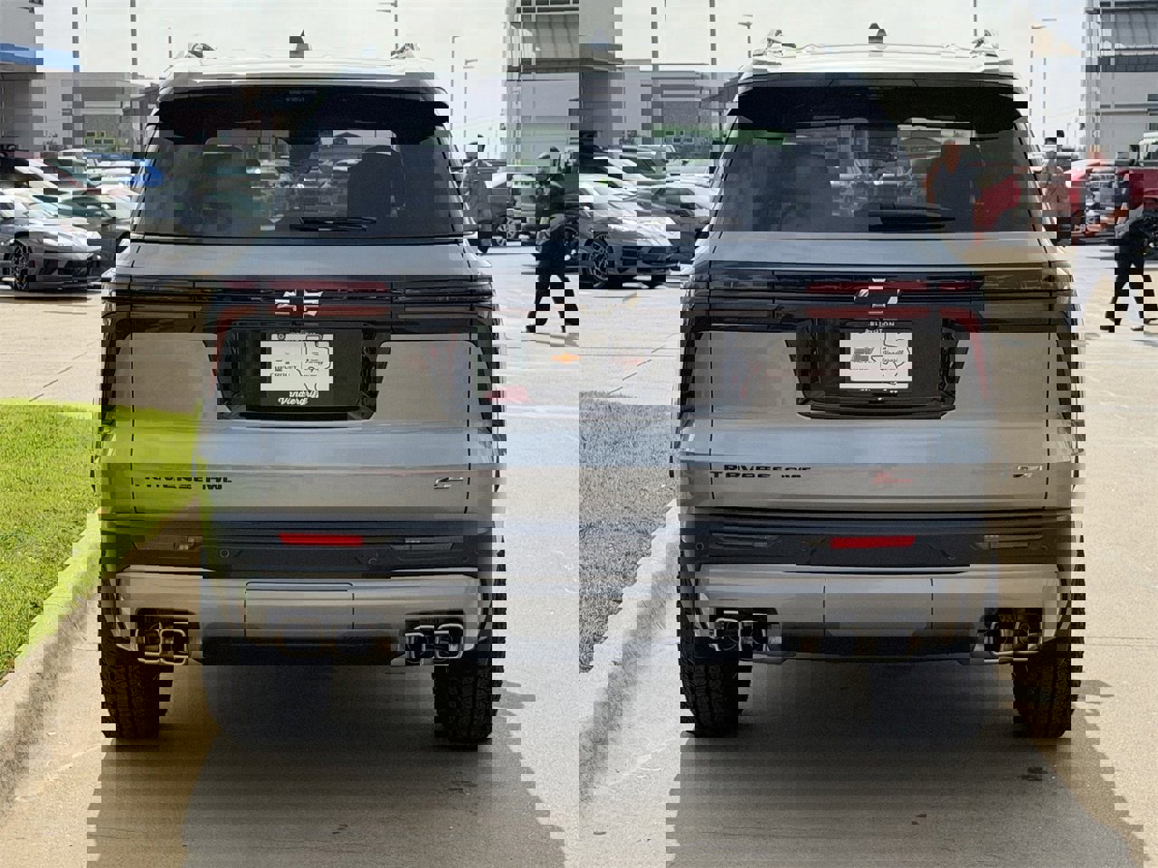 New 2026 Chevrolet Traverse Z71 w/ Enhanced Driving Package image 5