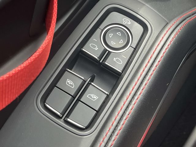 Used 2021 Porsche 718 Boxster RWD image 17