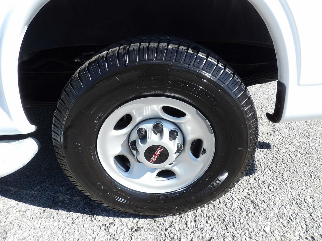 Used 2024 GMC Savana 2500 w/ Driver Convenience Package RWD image 51
