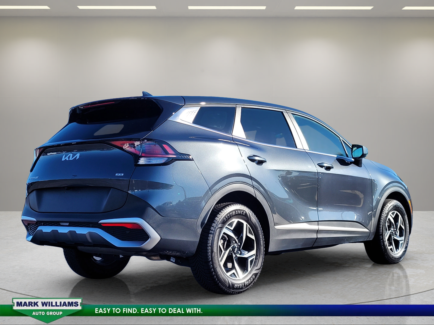 Used 2023 Kia Sportage LX AWD/4WD image 4