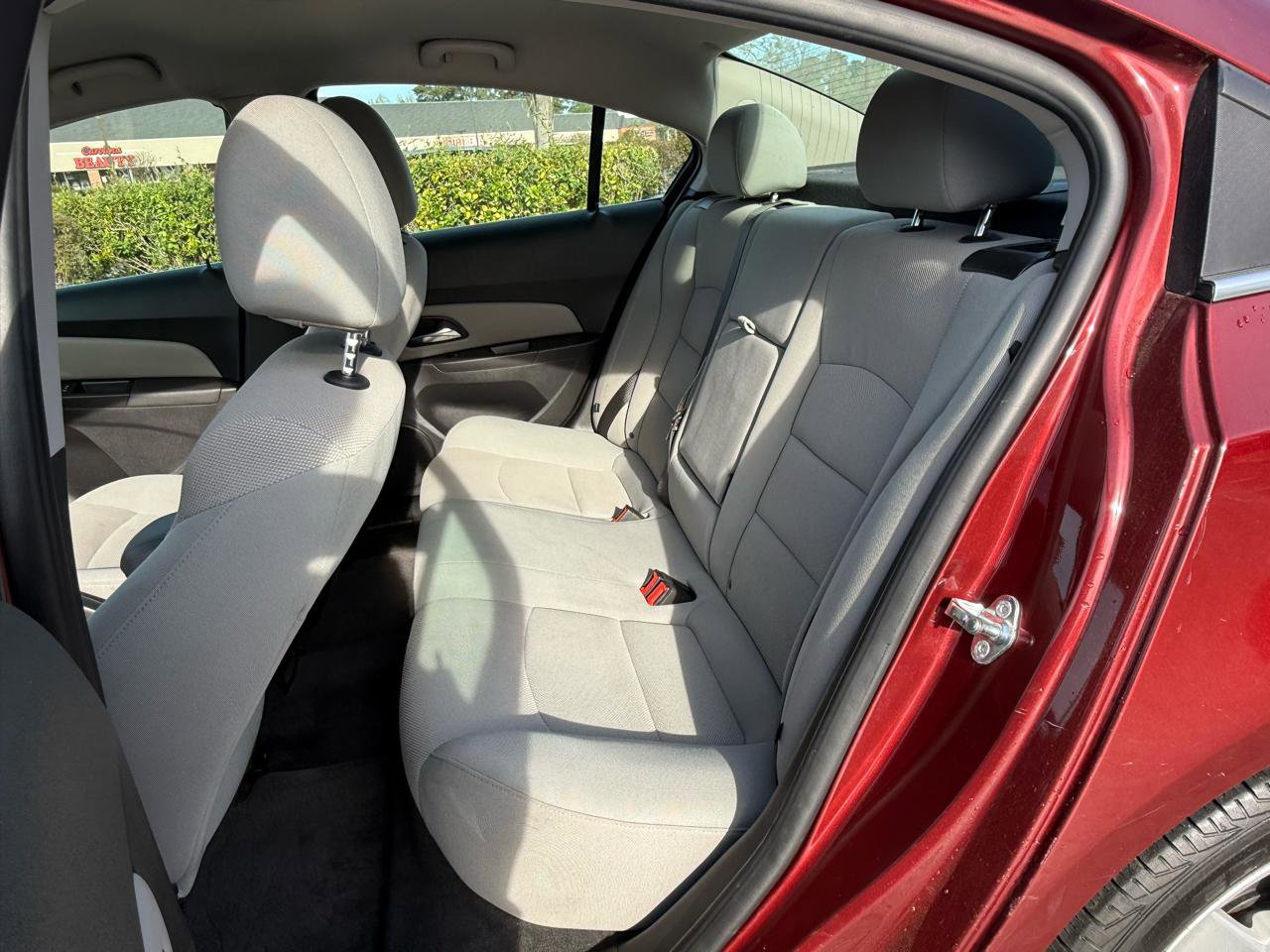 Used 2016 Chevrolet Cruze LT image 8