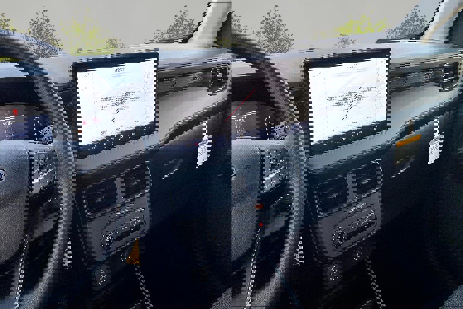 New 2026 Ford Maverick XL image 7