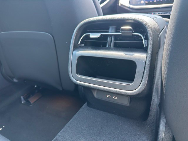 New 2026 Mercedes-Benz E 450 4MATIC Sedan image 21