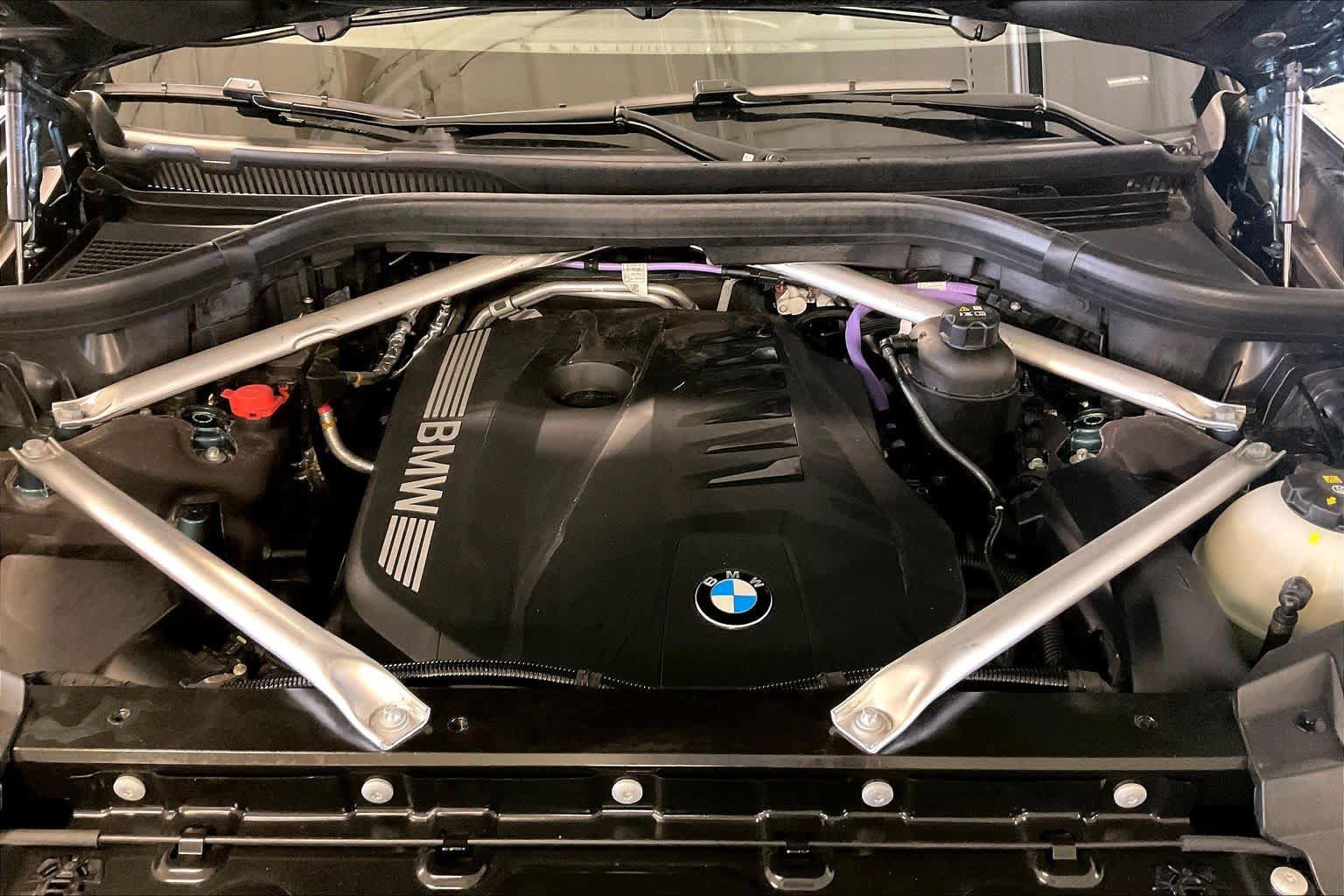 Certified 2025 BMW X7 xDrive40i image 28