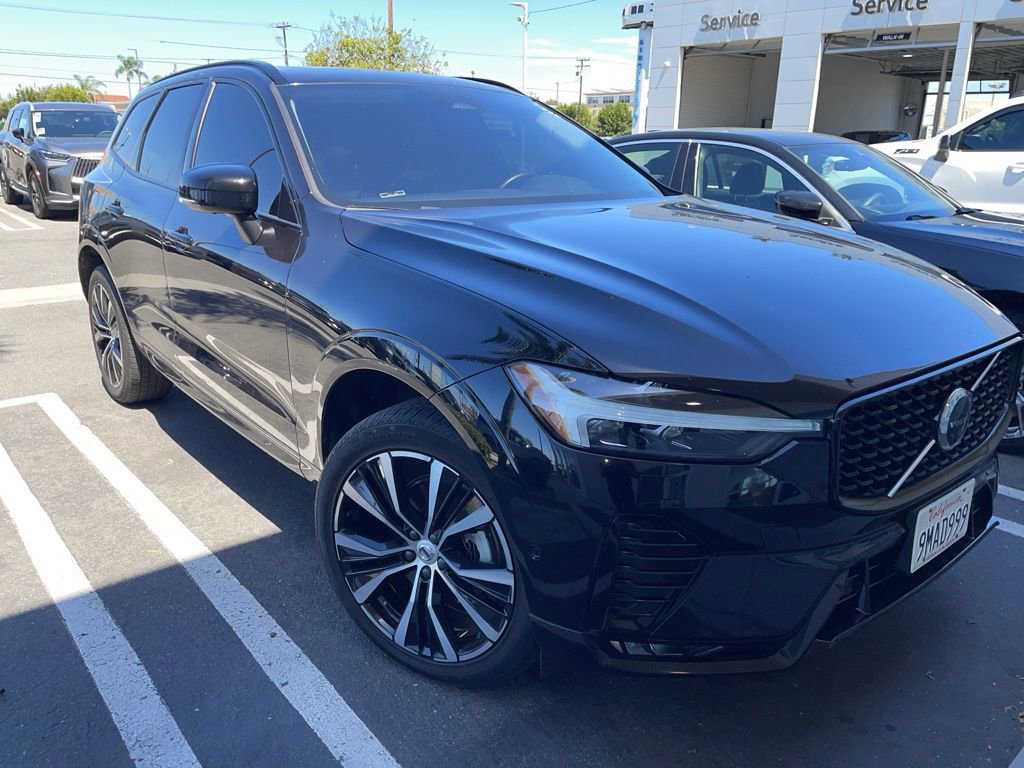 Used 2024 Volvo XC60 B5 Plus w/ Protection Package Premier image 1