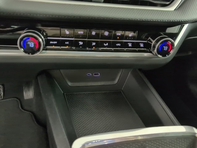 New 2026 Chevrolet Equinox LT w/ Convenience Package II image 20